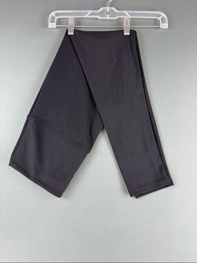 Tuff Athletics Women's Black Cropped Performance Joggers